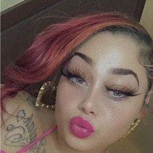 Meet your Posher, Jasmine